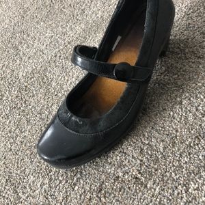 Bait Mary Jane style heels